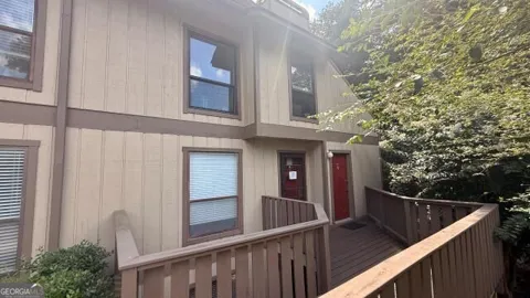 908 Woodcliff DR