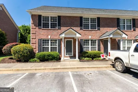 240 Cleveland RD