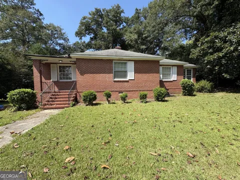 4075 Edgewood CIR