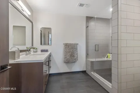 844 Lake Sherwood Drive