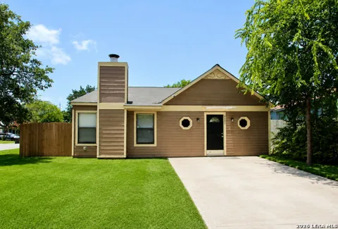4001 COLONIAL SUN DR