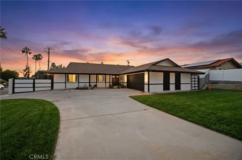 6348 Orange Knoll