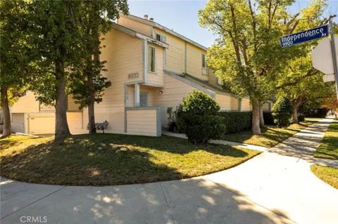 9933 Independence #B