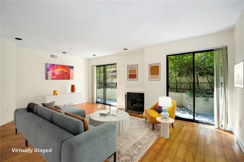 422 Hawthorne Street #3