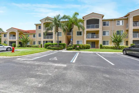 1590 S 42nd Circle