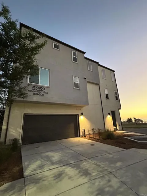 5252 Beachfront #196