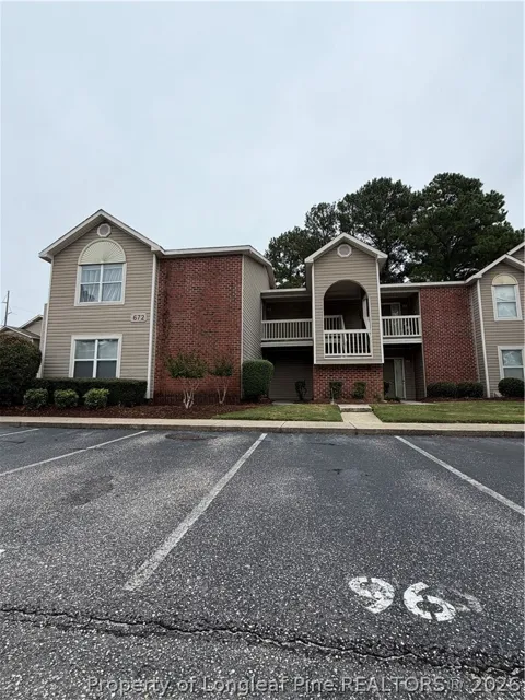 672 Bartons Landing Place #1