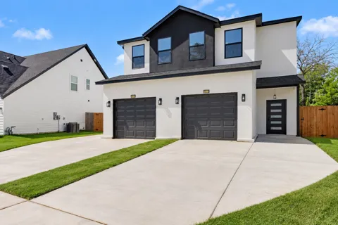 819 Stamp Avenue