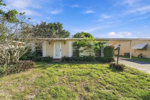 1730 NW 48th Place