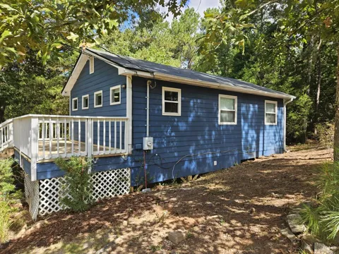 588 Skyline Drive