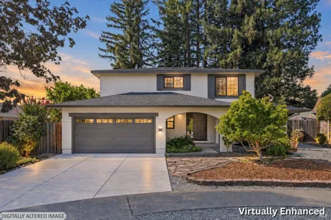 1552 Parkwood Court