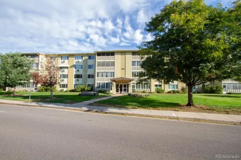 660 S Alton Way #4A