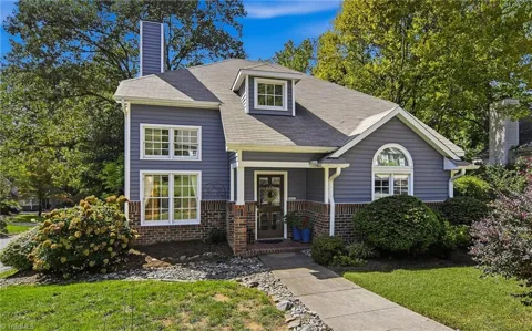 3501 Briaroak Court