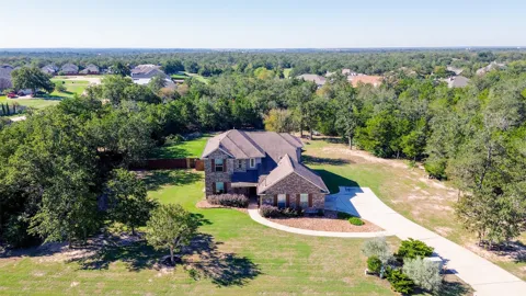 245 Chisholm Trail
