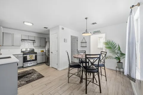 11400 Briarcreek Loop