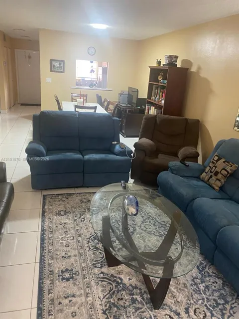 605 S State Road 7 #1H