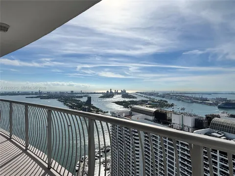 1750 Bayshore Dr #4804