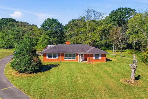 5554 Stacy Springs Rd