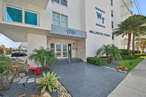 1701 S Ocean Dr #202