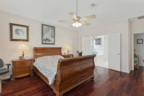 5000 Adolphus Drive