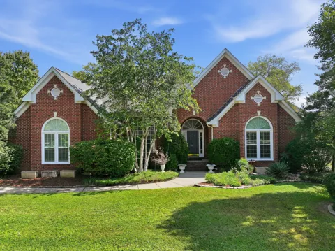 2914 Saint Johns Dr