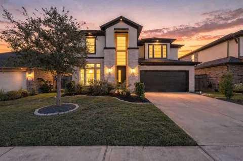 31539 Beacon Cove Trail