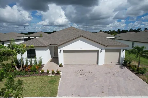 17435 SW 285 St