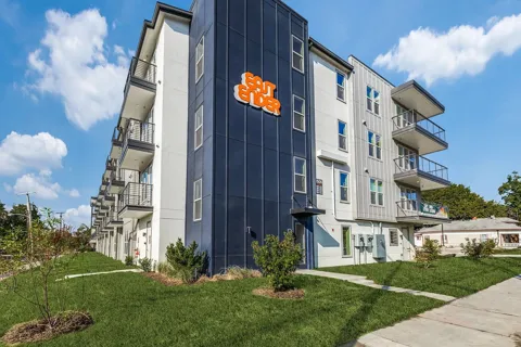 1506 Prairie Avenue #216