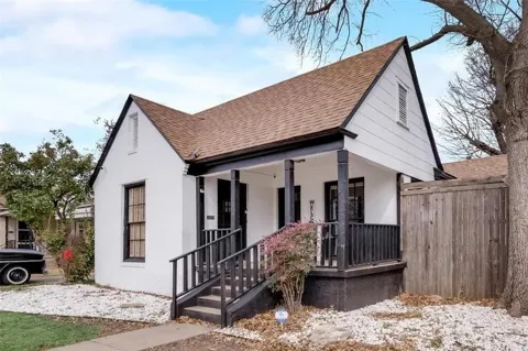 2707 Burlington Boulevard