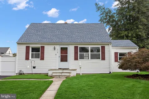 215 DECALB AVENUE