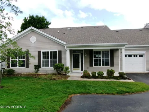 11 Sunnyfield Lane