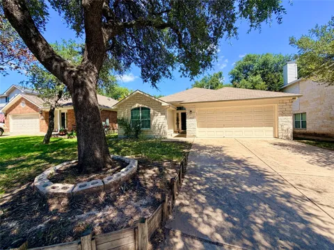 1517 Hawk Drive