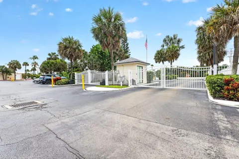 10600 S OCEAN DRIVE #504