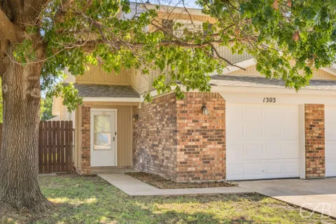 1303 Yeomans Road