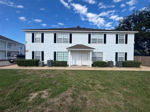 512 Hollyhock Drive