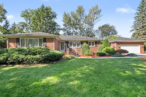 43 Clubview Drive