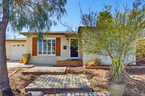 4044 Vista Grande Dr.
