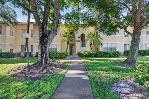 12510 Vista Isles Drive #1212