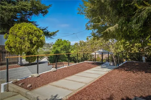 6150 Strickland