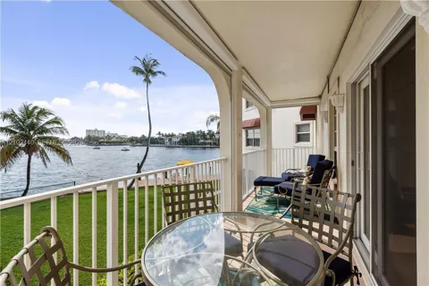341 Birch Rd #209