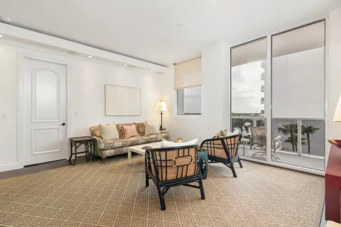 1617 Flagler Drive #602