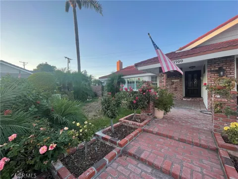 11700 Clearglen