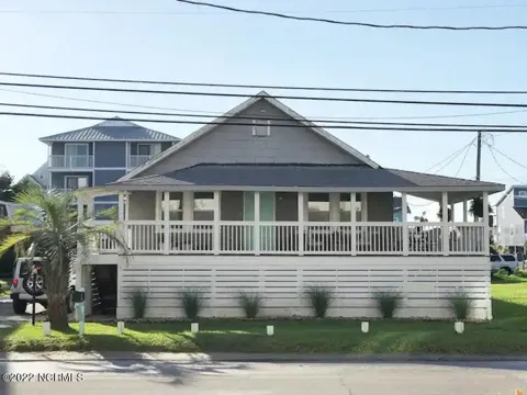 1302 Canal Drive #2