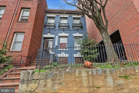 2388 CHAMPLAIN STREET NW #APT 10
