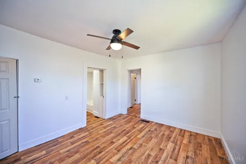 25 W 8th Street