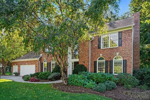 1211 Ridgewood Drive