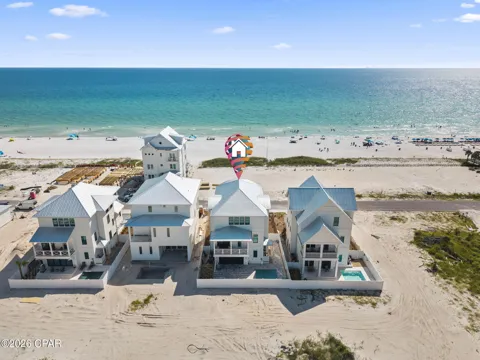 5944 Gulf Drive