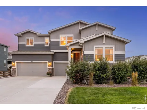 1702 Marlowe Circle W