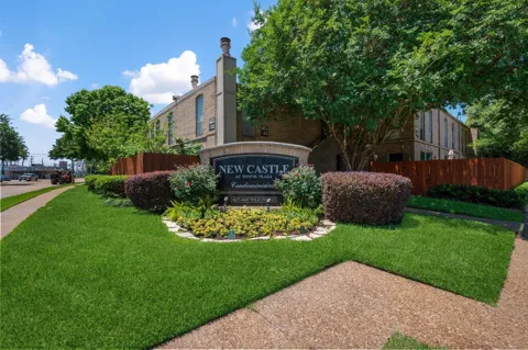 4649 Wild Indigo Street #337