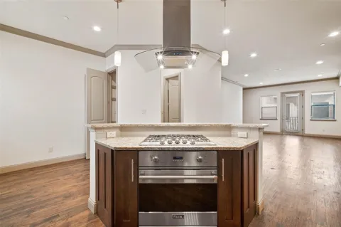 3142 Ross Avenue #4